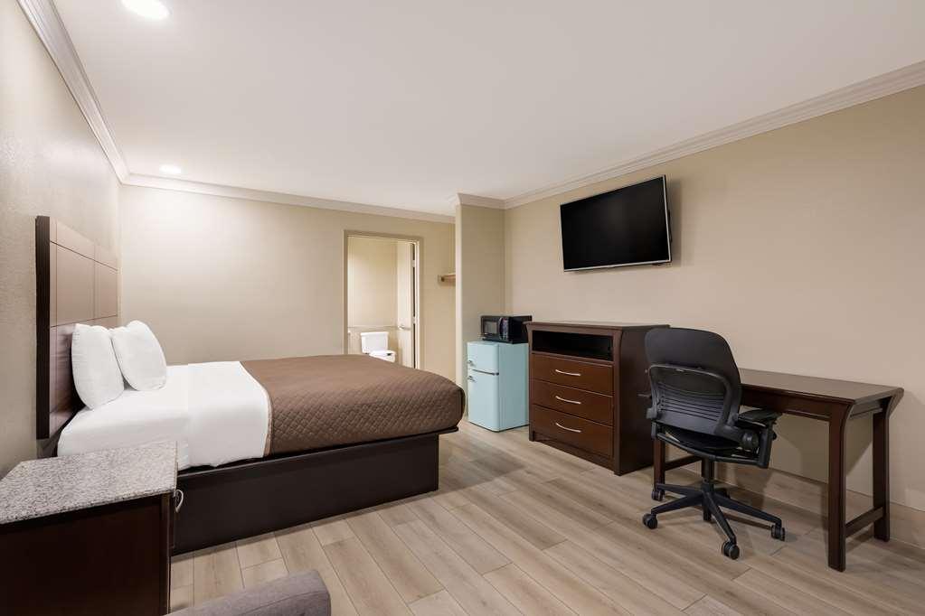 Americas Best Value Inn Houston Heights At I-45 Номер фото
